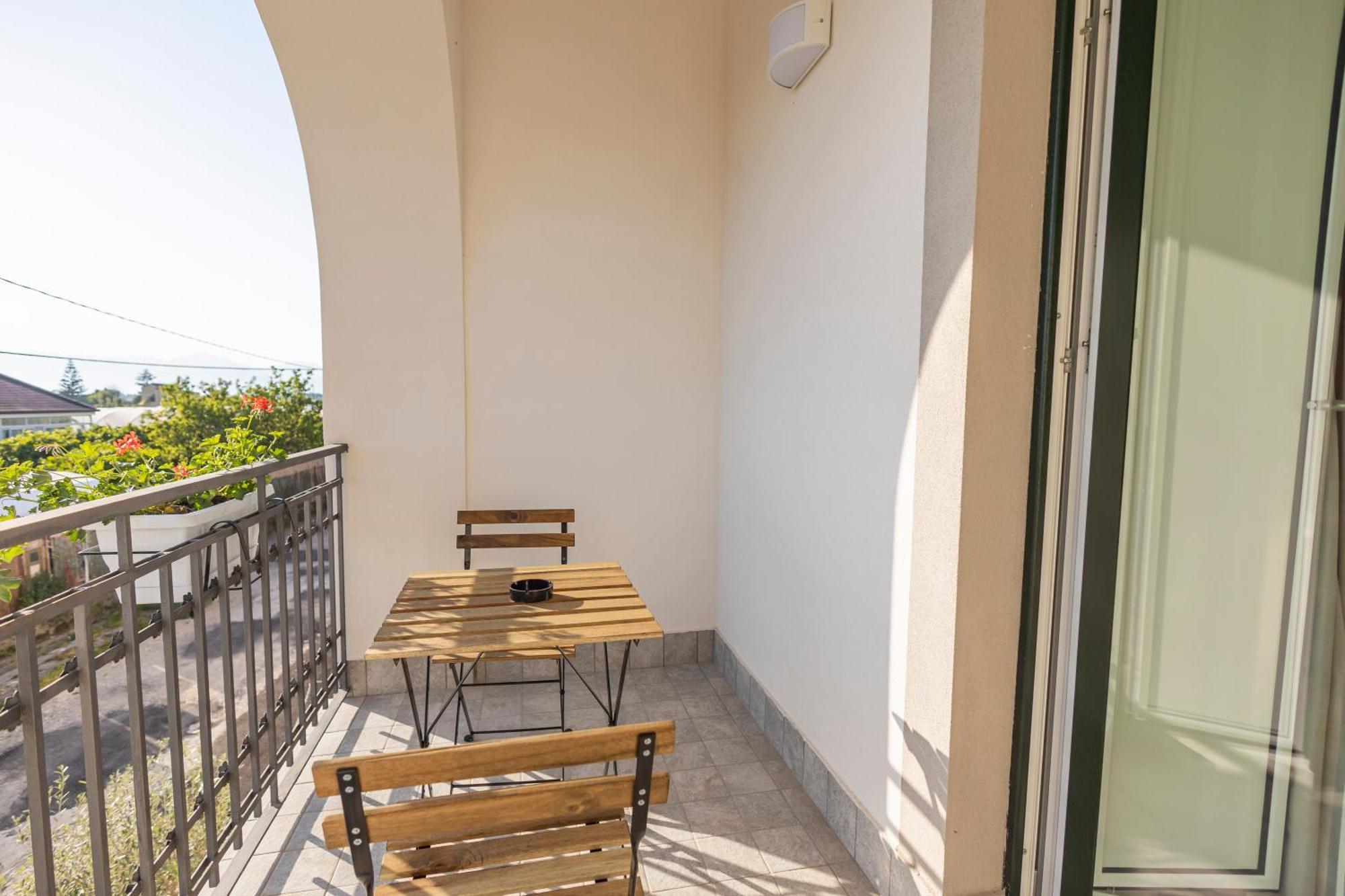 Cientopera Suite Rooms Pontecagnano Bagian luar foto