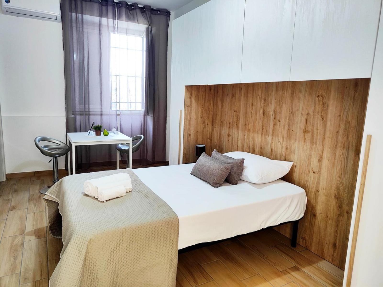 Cientopera Suite Rooms Pontecagnano Bagian luar foto