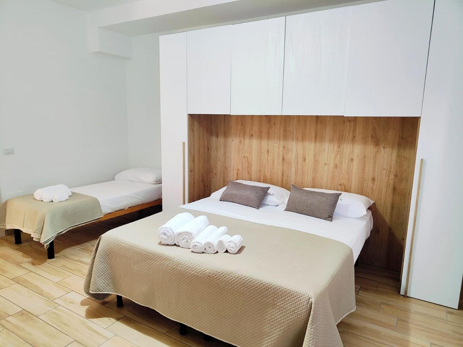 Cientopera Suite Rooms Pontecagnano Bagian luar foto